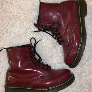 Doc Martens 1460 in Burgundy